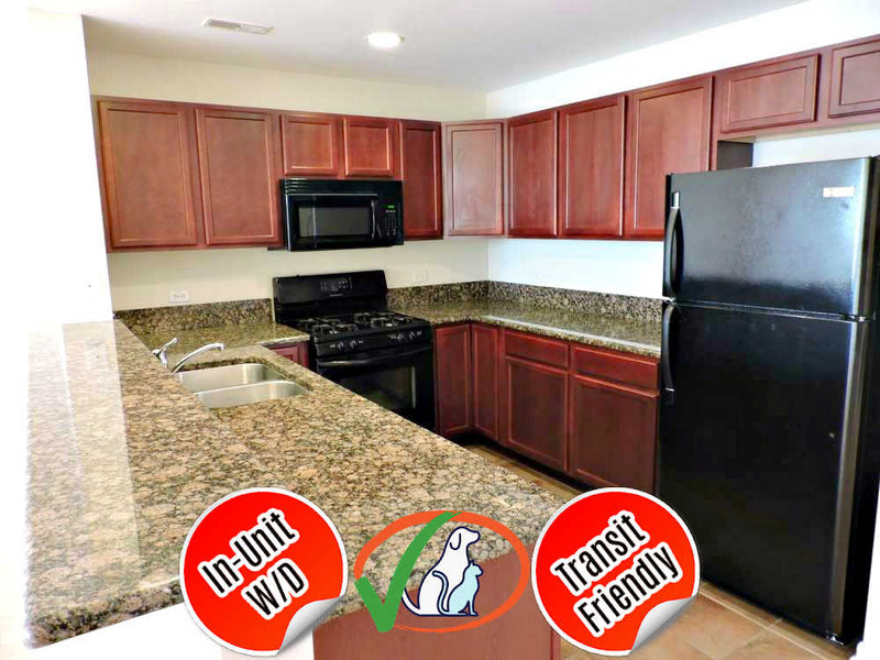 2 Bed 2 Bath  |  8255 Skokie Blvd #406  |  Skokie