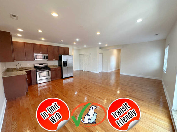 2 Bed 2 Bath  |  3705 N Kedzie #408  |  Irving Park