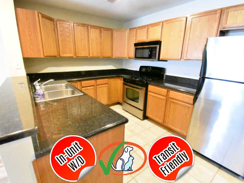 2 Bed 2 Bath  |  8255 Skokie Blvd #205  |  Skokie