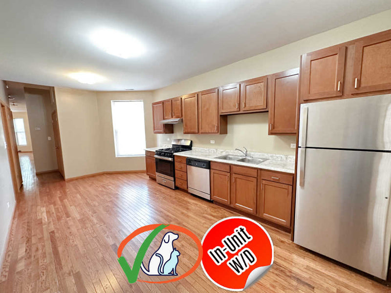 3 Bed 2 Bath  |  639 W Garfield #2  |  Engelwood