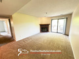 2 Bed 2 Bath  |  1320 Brook St. #J  |  St. Charles