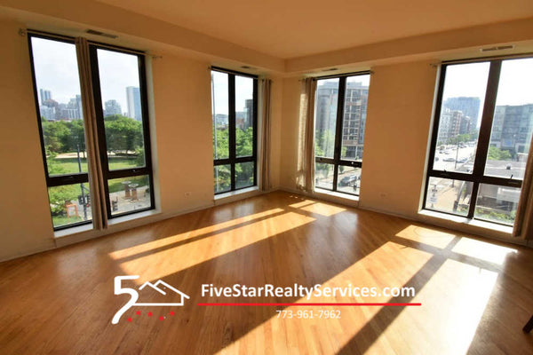 2 Bed 2 Bath  |  343 W Old Town #409  |   Old Town