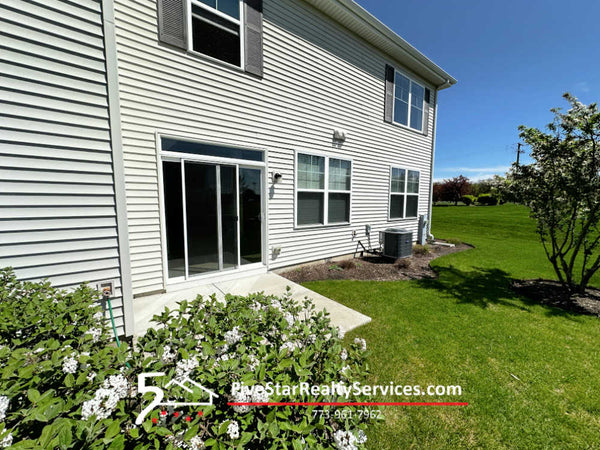 3 Bed 2.5 Bath  |  652 Anchorage Ct  |  Pingree Grove