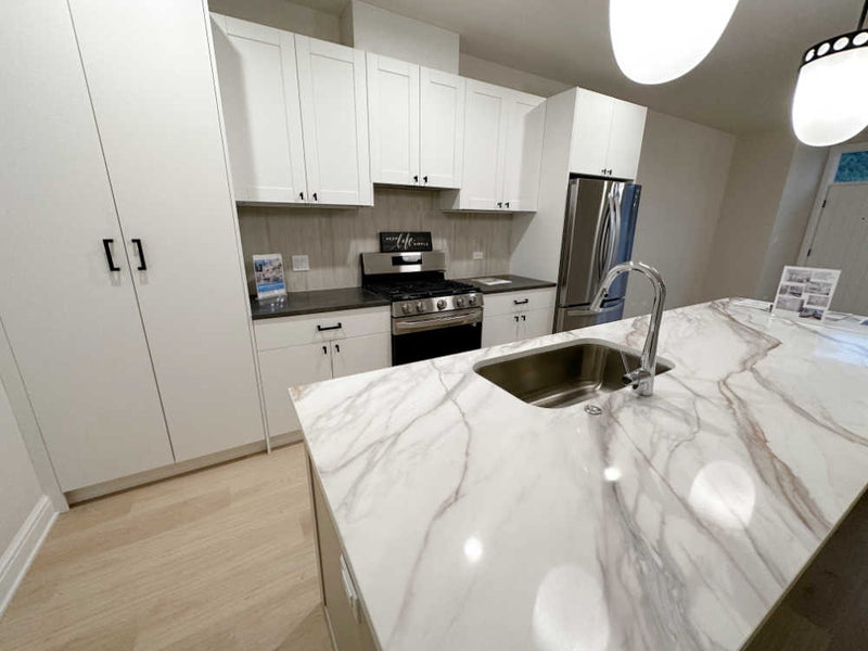3 Bed 2 Bath  |  4311 S Indiana #3  |  Bronzeville