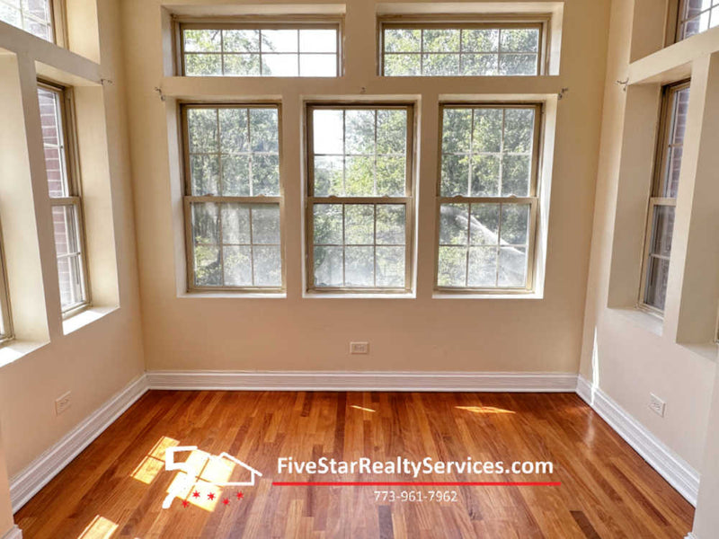 4 Bed 2 Bath  |  1520 E Marquette #2  |  Jackson Park