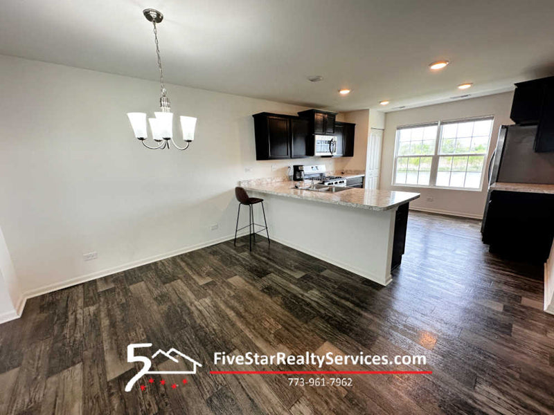 3 Bed 2.5 Bath  |  2329 Upland Rd.  |  Pingree Grove