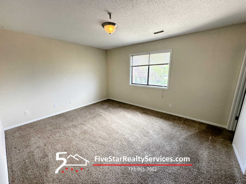 2 Bed 2 Bath  |   1320 Brook St #L  |  St. Charles