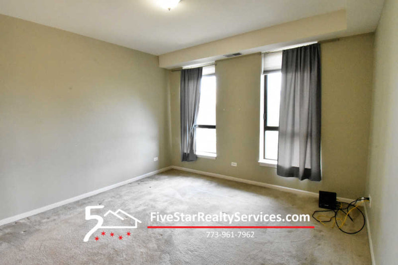2 Bed 2 Bath  |  343 W Old Town #409  |   Old Town