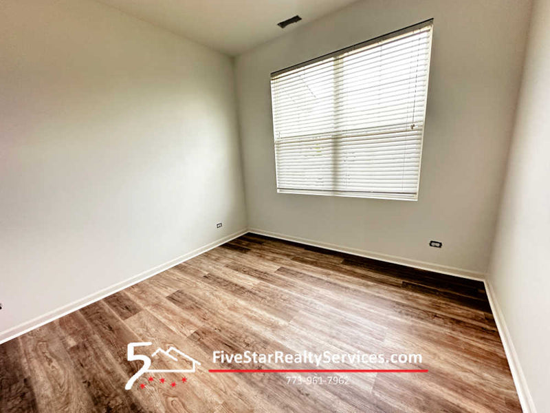 3 Bed 2.5 Bath  |  652 Anchorage Ct  |  Pingree Grove