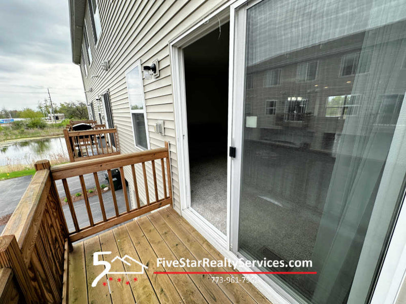 3 Bed 2.5 Bath  |  2329 Upland Rd.  |  Pingree Grove