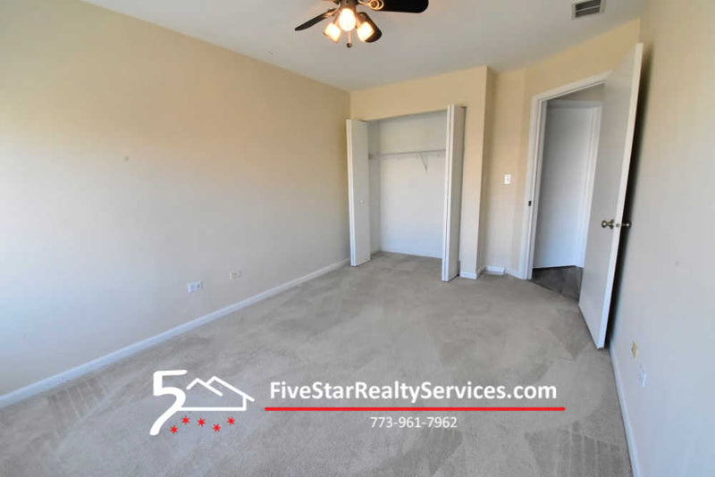 2 Bed 2 Bath  |  8255 Skokie Blvd #205  |  Skokie