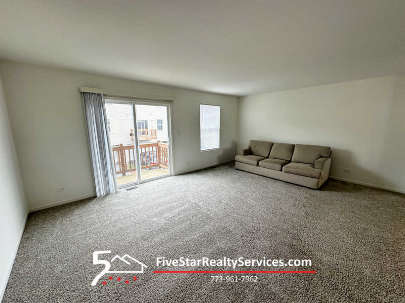 3 Bed 2.5 Bath  |  2329 Upland Rd.  |  Pingree Grove