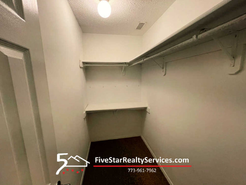 2 Bed 2 Bath  |  1330 Brook St #L  |  St. Charles