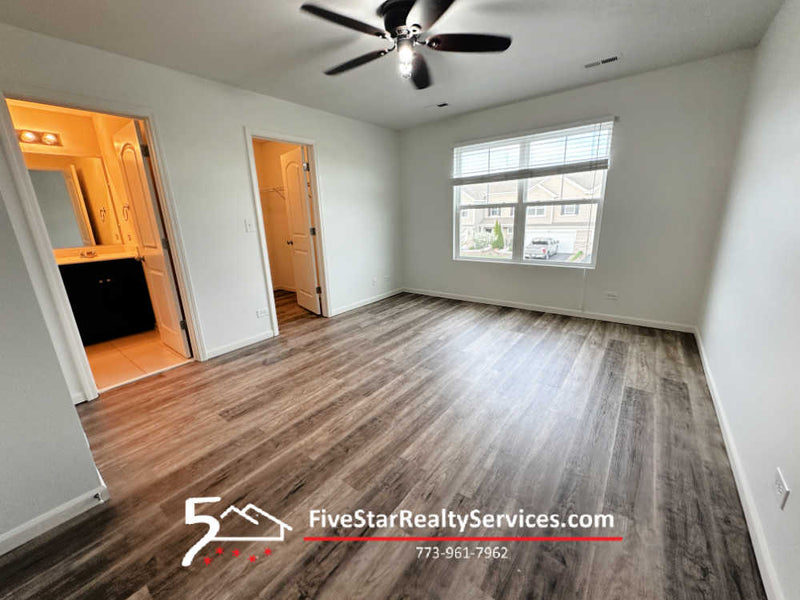 3 Bed 2.5 Bath  |  652 Anchorage Ct  |  Pingree Grove