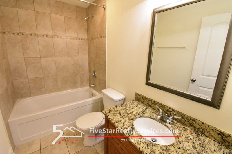 6112 W Diversey  |  Belmont Cragin  |  2 Bed 2 Bath