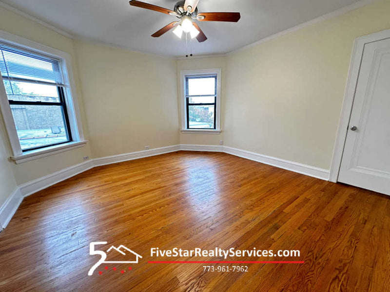 3 Bed 2 Bath  |  6127 N Francisco #3  |  Peterson Park