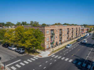 2 Bed 2 Bath  |  6112 W Diversey Ave #F1  |   Belmont Cragin