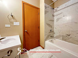 3 Bed 2 Bath  |  639 W Garfield #2  |  Engelwood