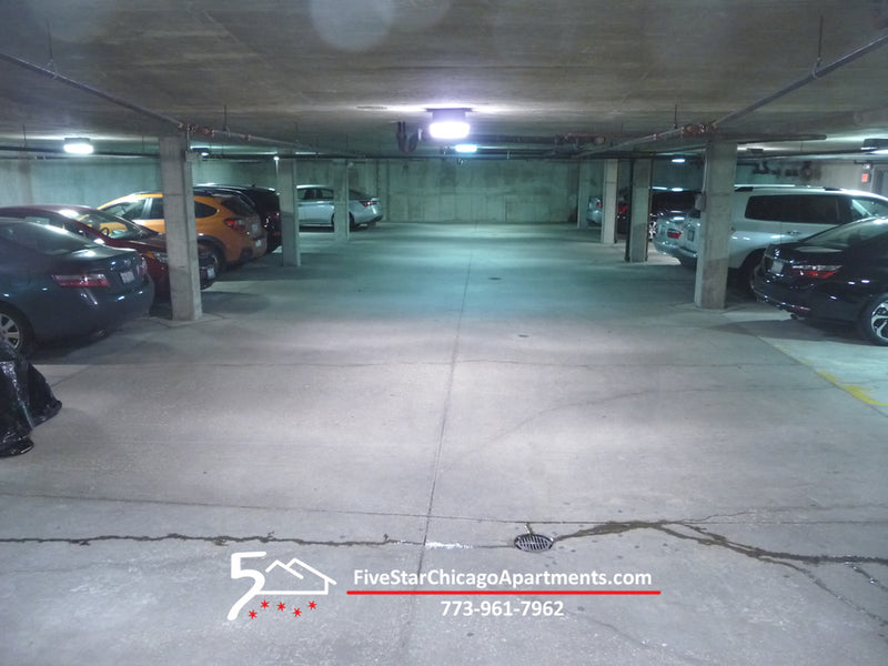 8255 Skokie Blvd  |   Skokie  |   1 & 2 Bed Apts