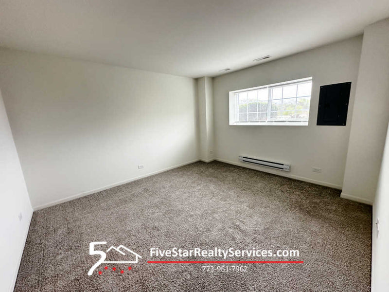 3 Bed 2.5 Bath  |  2329 Upland Rd.  |  Pingree Grove