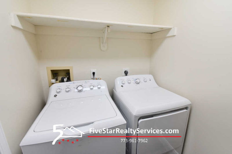 2 Bed 2 Bath  |   1320 Brook St #L  |  St. Charles