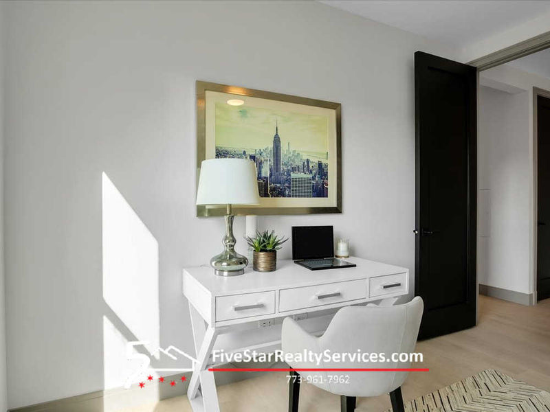 3 Bed 2 Bath  |  4235 S Champlain #3N  |  Bronzeville