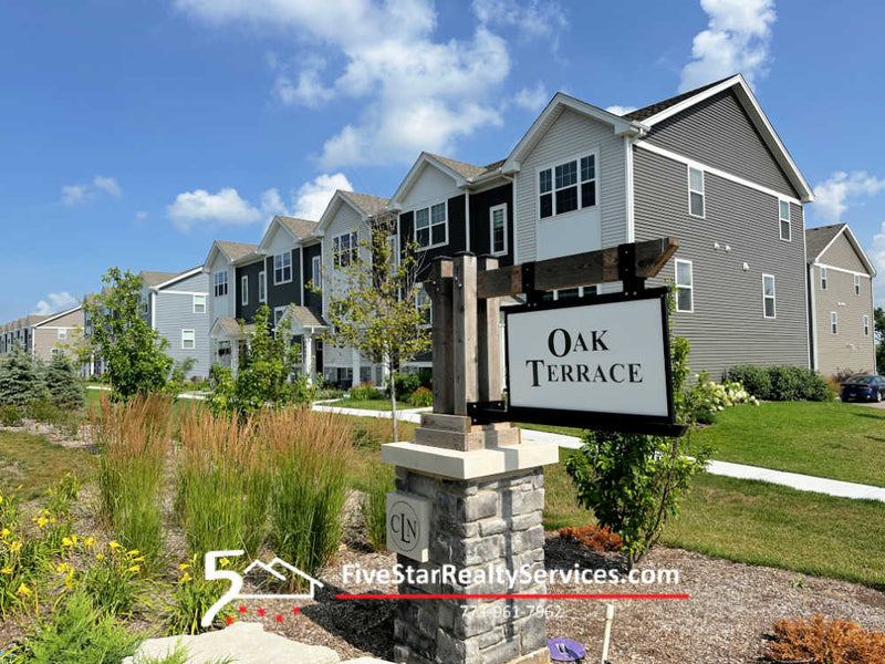 3 Bed 2 1/2 Bath + Bonus Rm  |  1447 Yosemite Way  |  Pinegree Grove