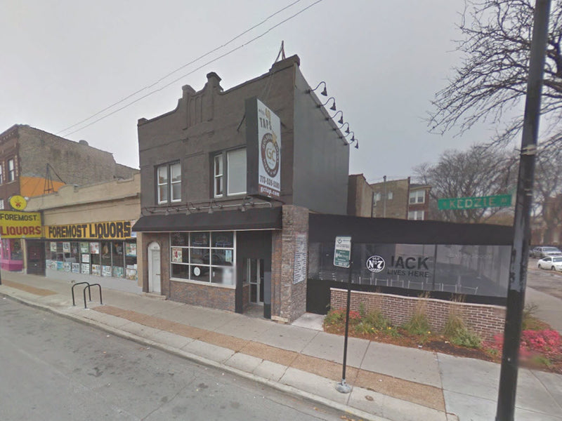 2 Bed 2 Bath  |  4518 N Kedzie #2F  |  Albany Park