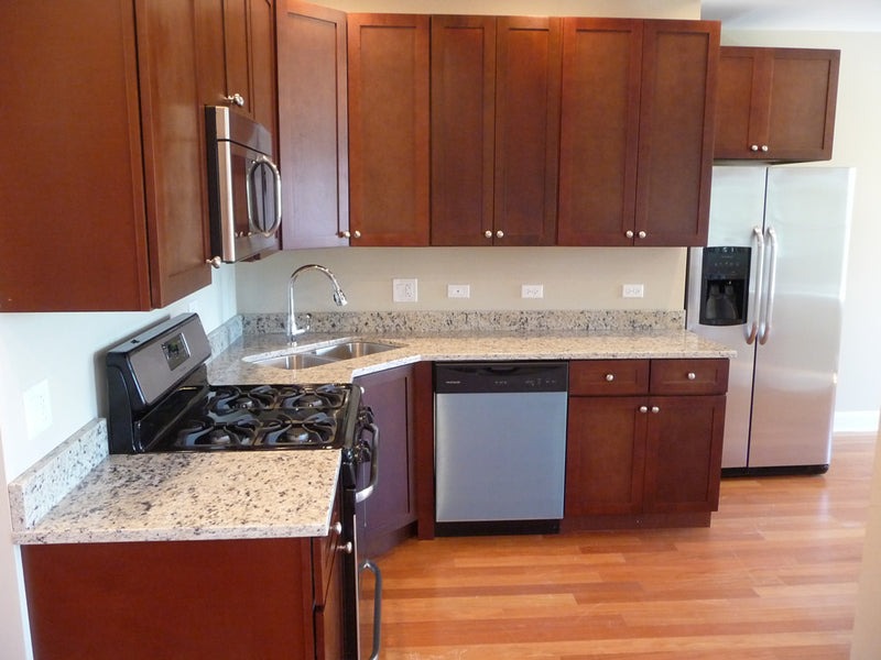 3705 N Kedzie Ave  |  Irving Park  |  1 & 2 Bed Apts